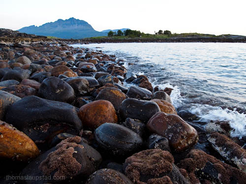 Picture of rocks at low tide in Northern Norway