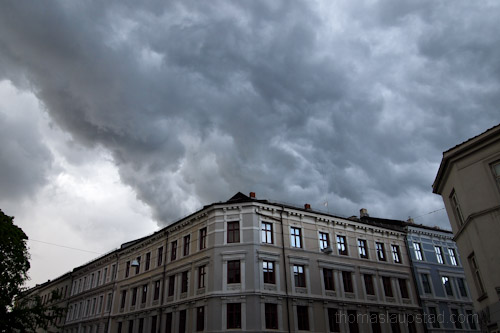 Picture of thunder clouds over GrÃ¼nerlÃ¸kka in Oslo - summer of 2012